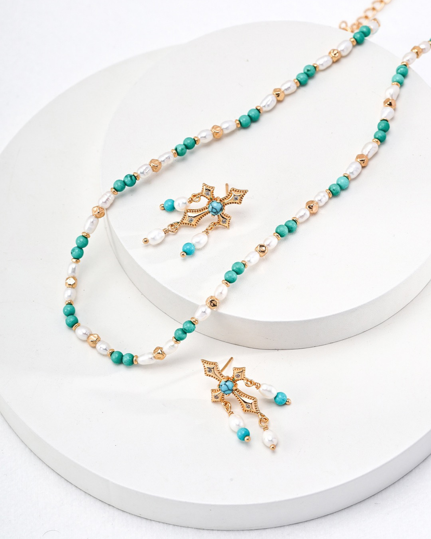 Turquoise Harmony Pearl Necklace