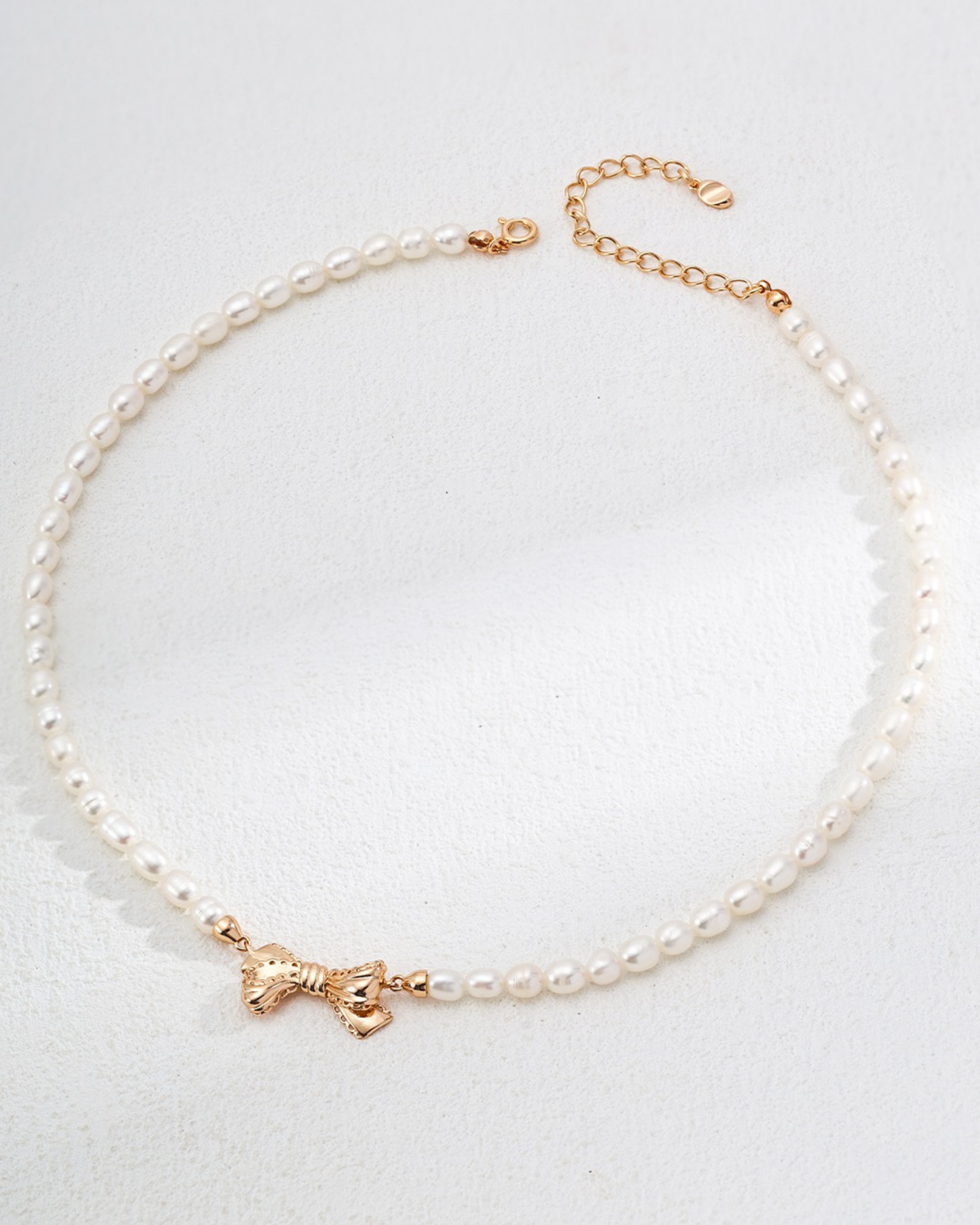 Graceful Pearl Bow Necklace