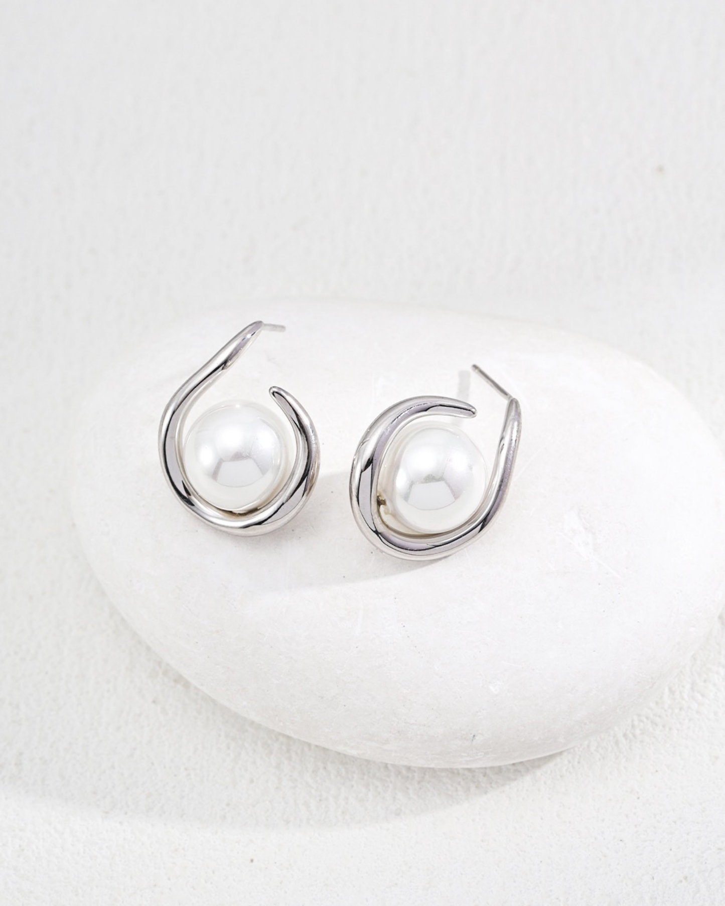 Embrace Pearl Hoop Earrings